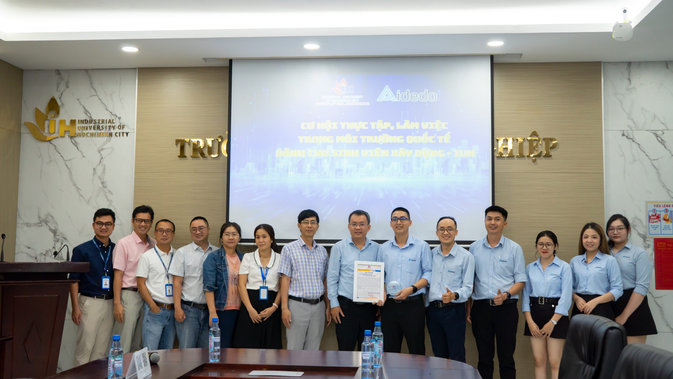 civil outsourcing accompanies iuh to expand internship and job opportunities in an international environment for construction students